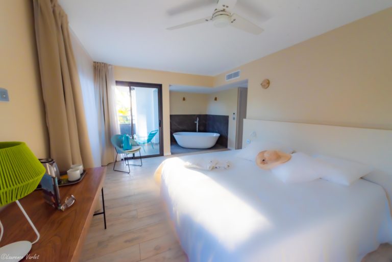 Chambre supérieure baignire Hotel 2A Boucan Canot