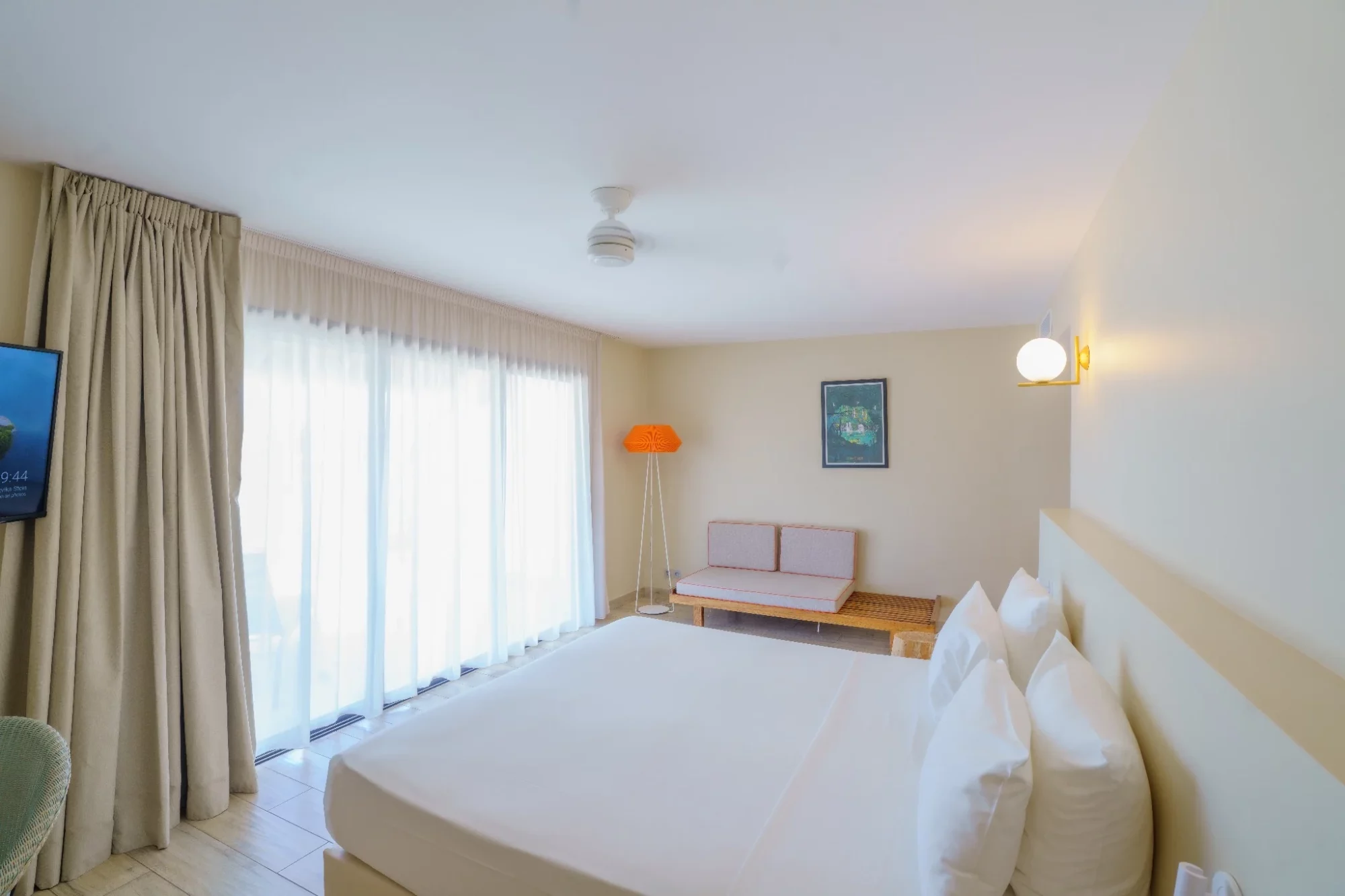 Espace nuit lumineux et apaisant de la Chambre Océan